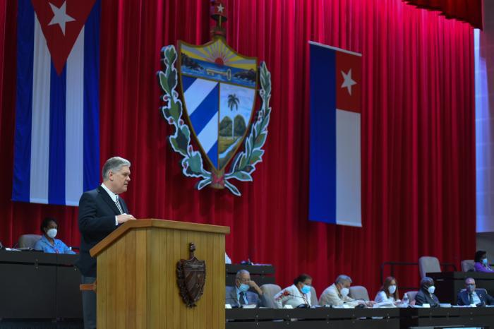 Alejandro Gil Fernández en sesión de la Asamblea Nacional del Poder Popular 