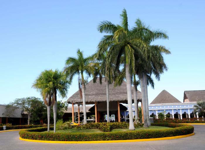 Los clientes con síntomas serán remitidos a las instituciones de salud destinadas al efecto.