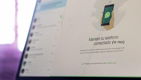 WhatsApp web ya se puede usar sin que el móvil tenga que estar conectado a internet