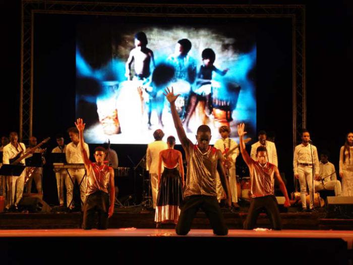Ballet Fumezcu Compañía de Danza Fusión.