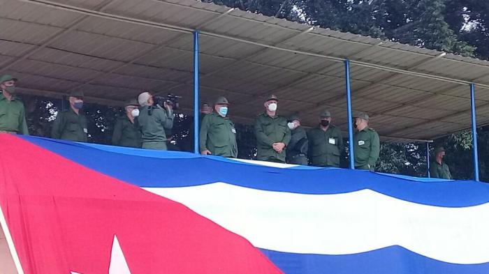 Asiste Díaz-Canel a Bastión Estudiantil en el Día Nacional de la Defensa