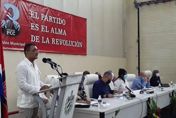 Sesionó en Guanabacoa asamblea municipal de balance del PCC