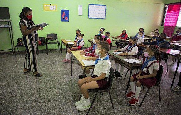 Aula de la escuela primaria Miguel Figueroa