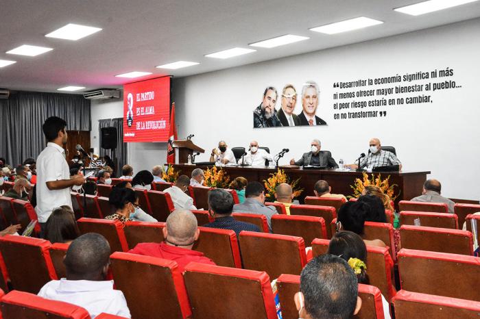 Asamblea de Balance del Partido en el Cerro