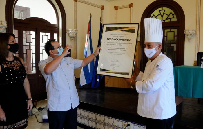 Firman Convenio entre la Asociación de Federaciones Culinarias y el Ministerio de Salud Pública