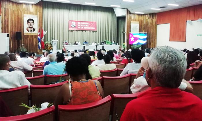 Asamblea municipal del PCC en Arroyo Naranjo