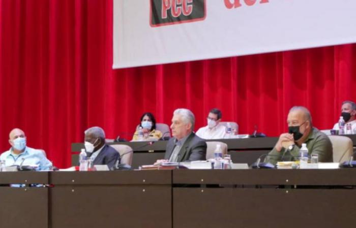 III Pleno del Comité Central.