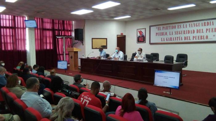 Personas que presiden y participan en este proceso de rendición de cuentas sobre el trabajo de 2021 de Reinaldo García Zapata, Gobernador de La Habana