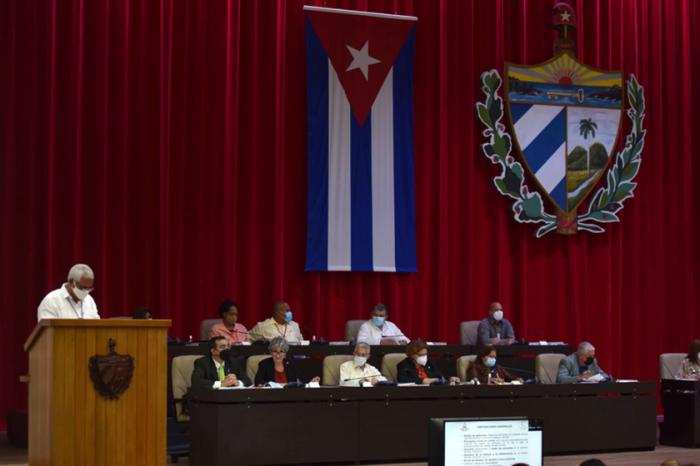 Presentan resultado de la consulta del Proyecto de Ley del Código de las Familias, en reunión que antecede al Octavo Período Ordinario de Sesiones de la Asamblea Nacional del Poder Popular (ANPN) en su IX Legislatura, con sede en el Palacio de Convenciones, en La Habana, Cuba, el 18 de diciembre de 2021. ACN FOTO/Omara GARCÍA MEDEROS/ogm