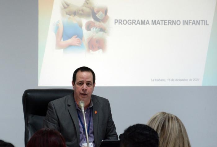 José Ángel Portal Miranda, ministro de Salud Pública