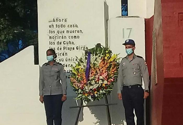 Celebran aniversario 63 de la Policía Nacional Revolucionaria