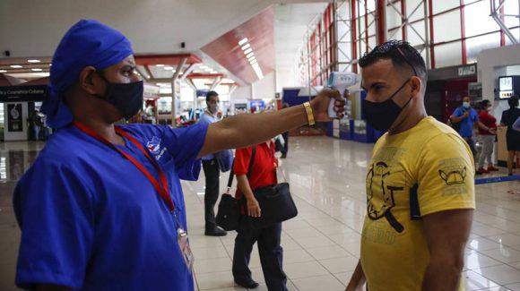 Cuba refuerza control sanitario en frontera