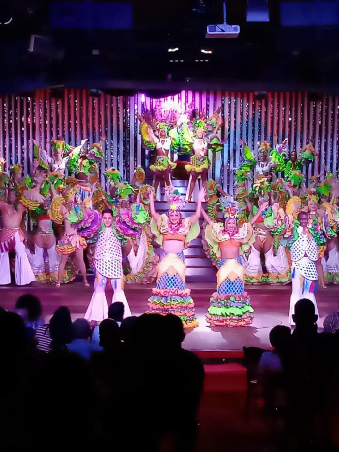 nuevo espectáculo del Cabaret Parisién