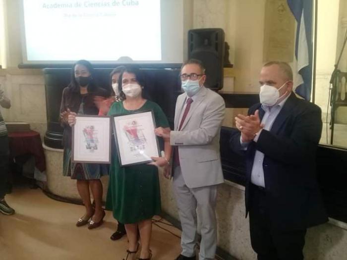 Reconocen a Instituciones Científicas  por el Dia de la Ciencia Cubana