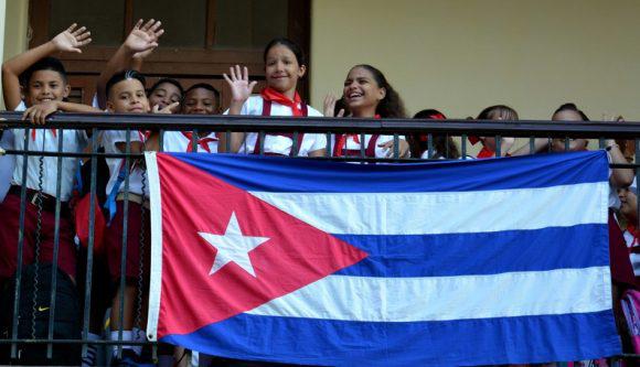 ¿Cuáles son los precios del uniforme escolar? 