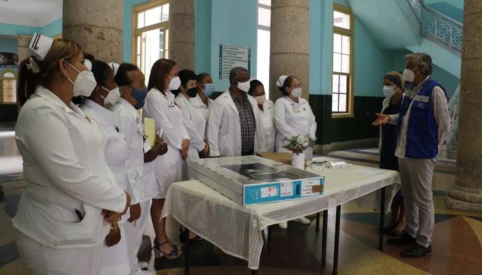 Recibe hospital ginecobstétrico capitalino donación
