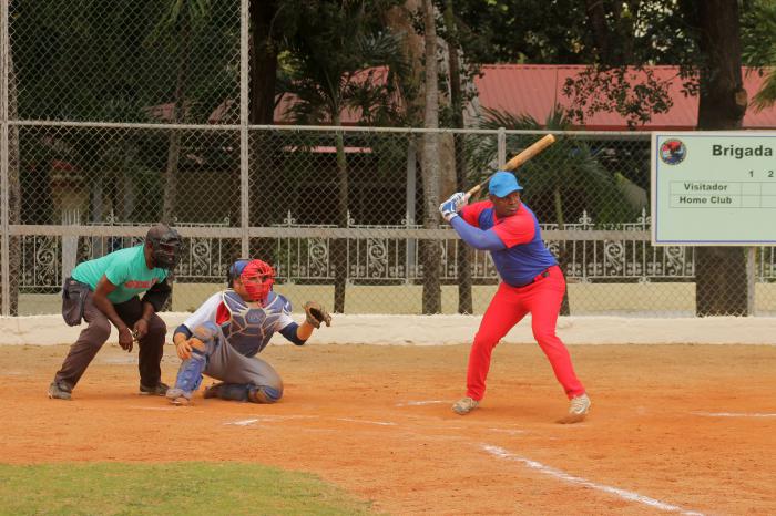 Torneo provincial de softball de la prensa: Prensa Latina y FCOM 