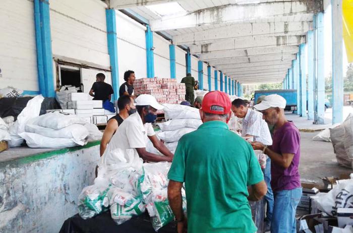 Impulsan confección de módulos con productos alimentarios