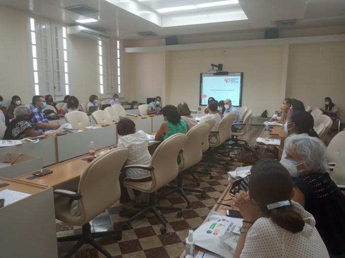 Avanza articulación para creación de un sistema de cuidados