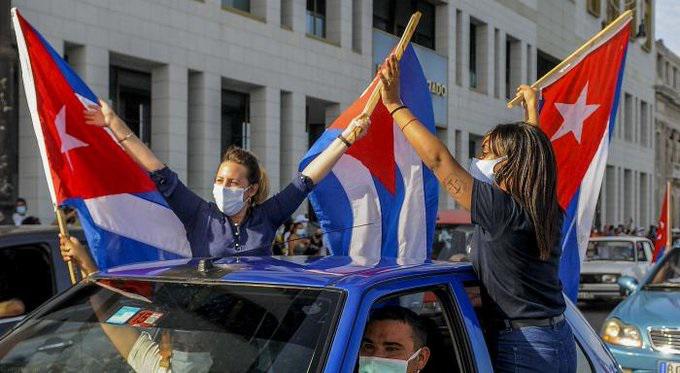 Afirma Presidente cubano que la Revolución seguirá resistiendo 
