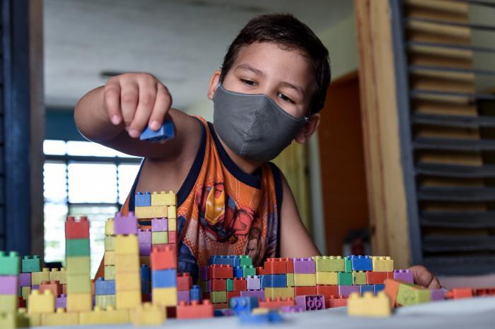 Celebra Díaz-Canel aniversario 61 de los círculos infantiles