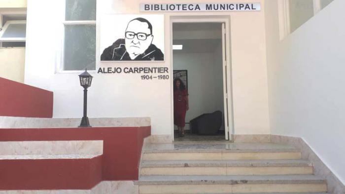 Reinauguran Biblioteca Municipal de Plaza de la Revolucion