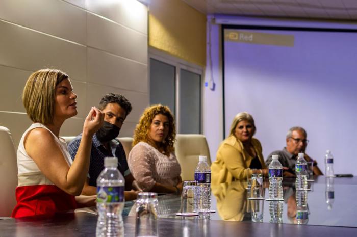 Telenovela “Tan lejos y tan cerca”