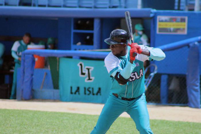 Industriales vs La Isla