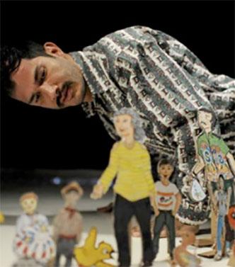 Andy Gamboa interpretando el unipersonal Memoria de Pichón