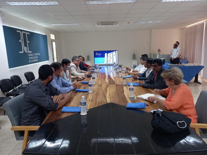 Visita delegación de la India el Parque Científico de La Habana
