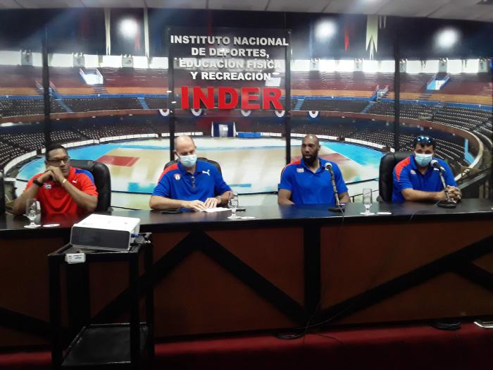 Directivos del INDER