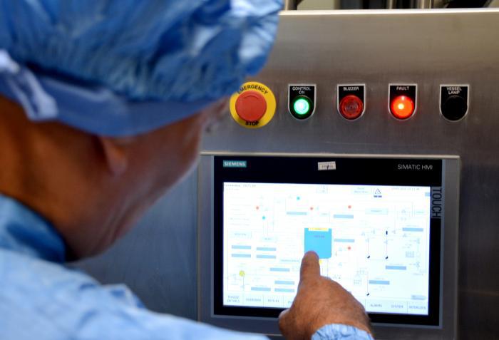 El primer sistema en el cual debe concretarse la transformación digital como parte de la digitalización de la sociedad debe ser el de Salud, enfatizó Díaz-Canel.