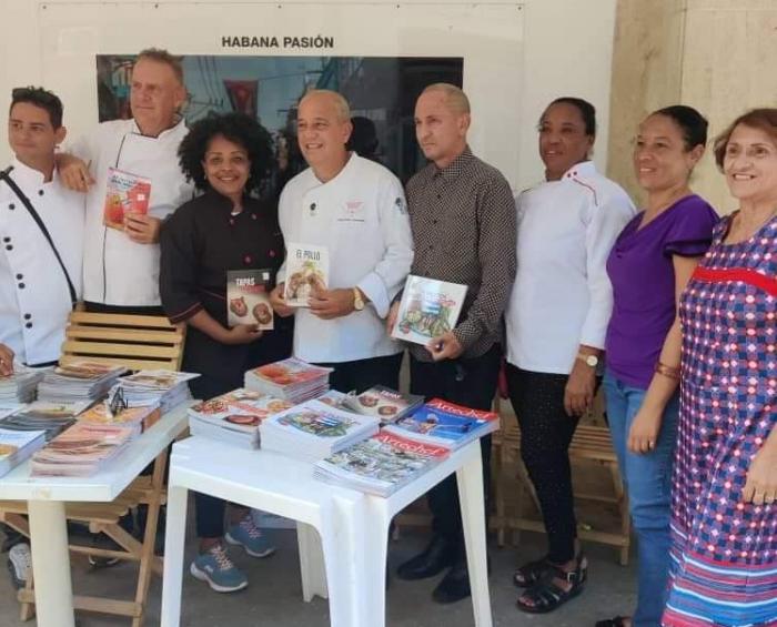 Integrantes de la Federación de Asociación Culinaria de Cuba