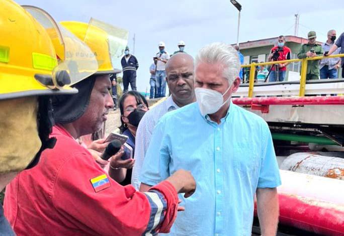Recorre Díaz-Canel zonas afectadas por incendio en Matanzas