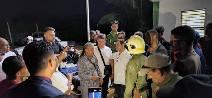 Ex agentes de la Seguridad del Estado visitan matanzas tras incendio