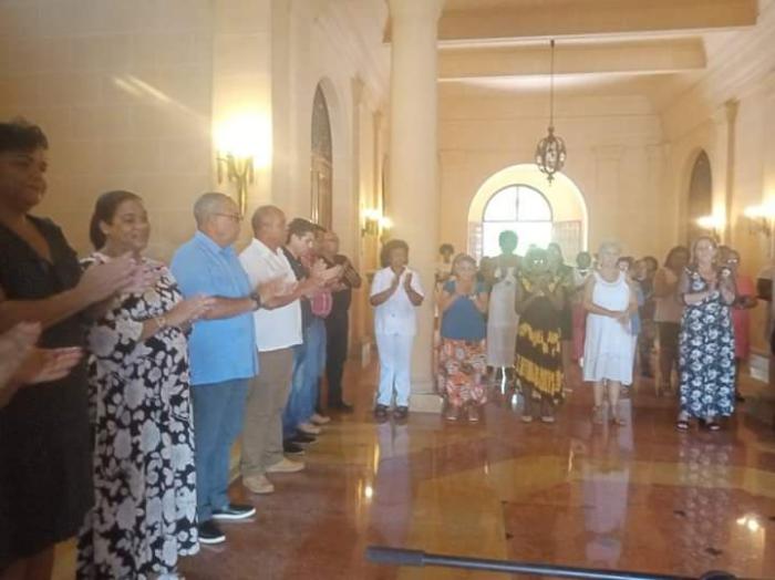 participantes en el acto