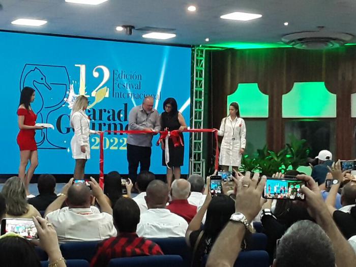 Manuel Marrero, Primer Ministro, inaugarando el evento