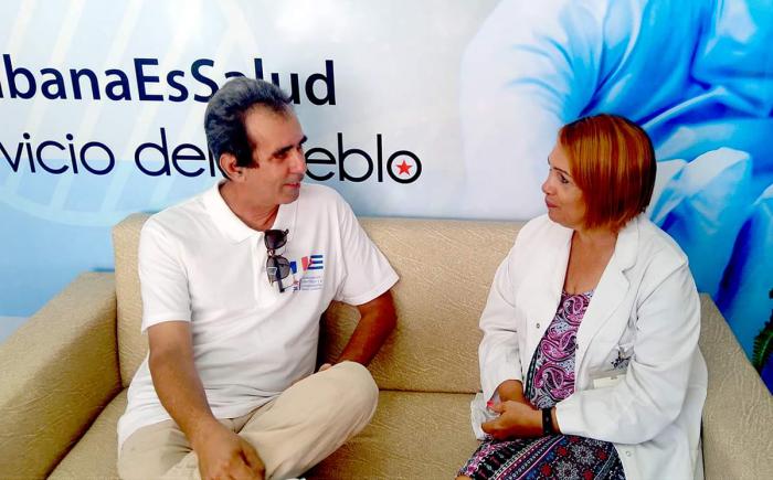 Doctora Gelsy Vandama Uriz y el doctor René Gato Armas, jefe del Grupo de Control Biológico de Vectores del IPK y coordinador del proyecto por la parte cubana