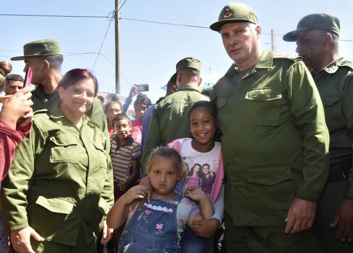 Díaz-Canel en La Coloma, Pinar del Río