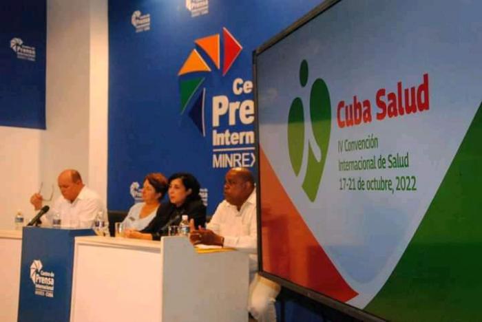 Conferencia de prensa sobre el evento