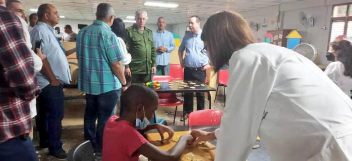 Visita presidente cubano hogar psicopedagógico La Castellana