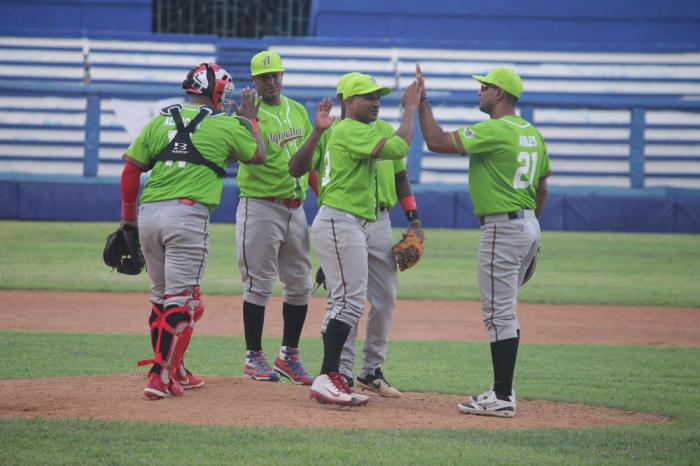 Jugadores de equipo Agricultores en Liga Élite de Béisbol