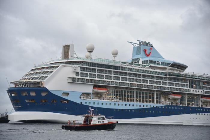 Crucero en la bahía de La Habana