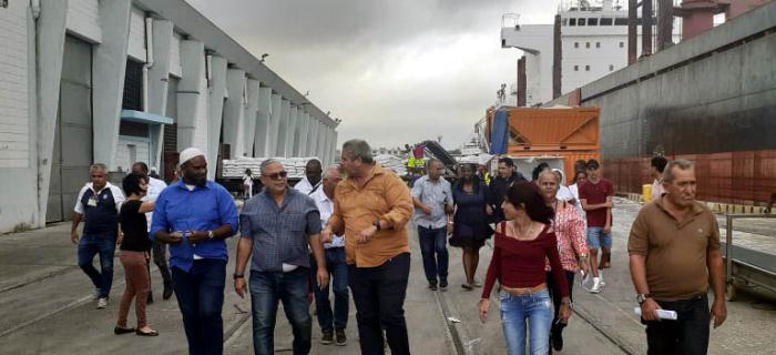 Máximas autoridades habaneras recorrieron la terminal Haiphong, del Puerto de La Habana