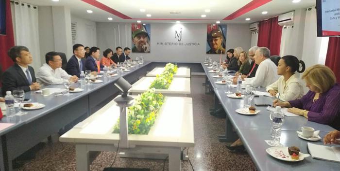 Colaboración entre los Ministerios de Justicia Cuba y Viet Nam