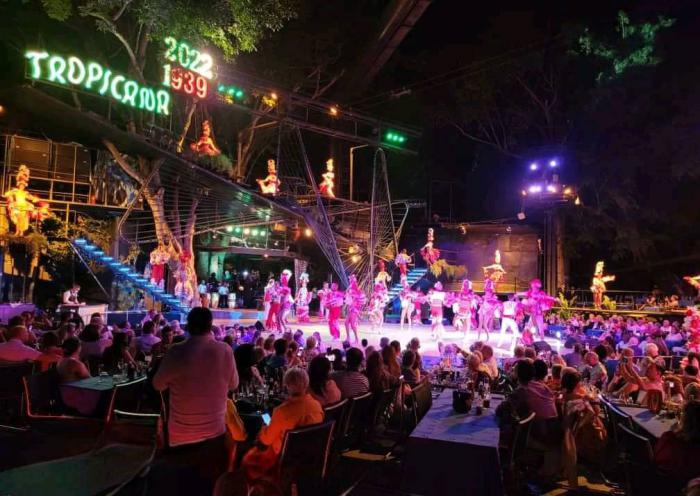 Cabaret Tropicana