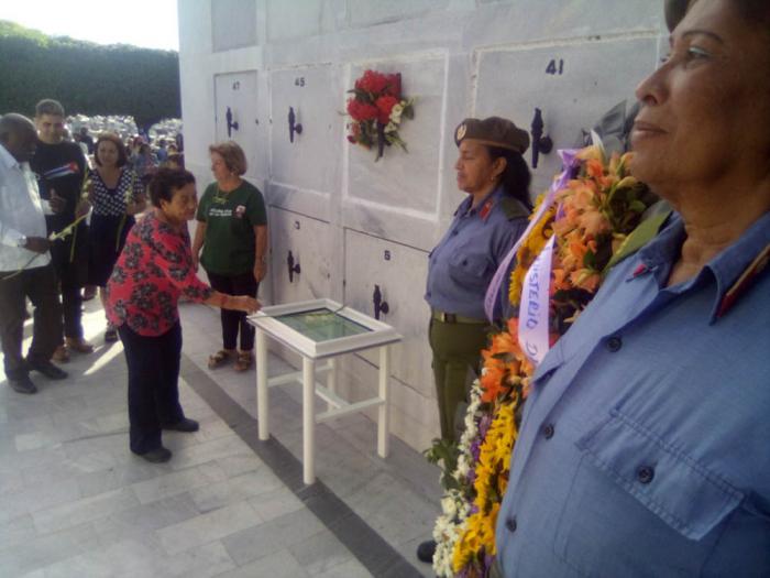 Homenaje a Celia Sánchez en aniversario 43 de su fallecimiento