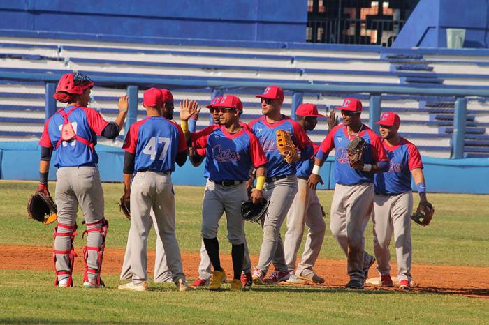 Equipo Cuba vence a Agricultores