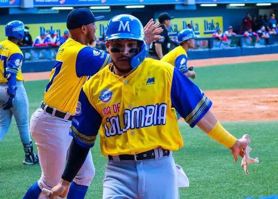 Juego Cuba-Colombia en la Serie del Caribe