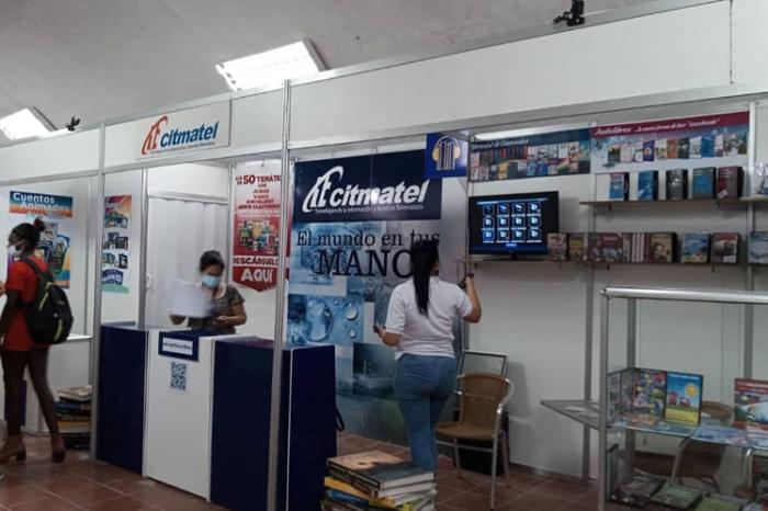 Citmatel en Feria del Libro